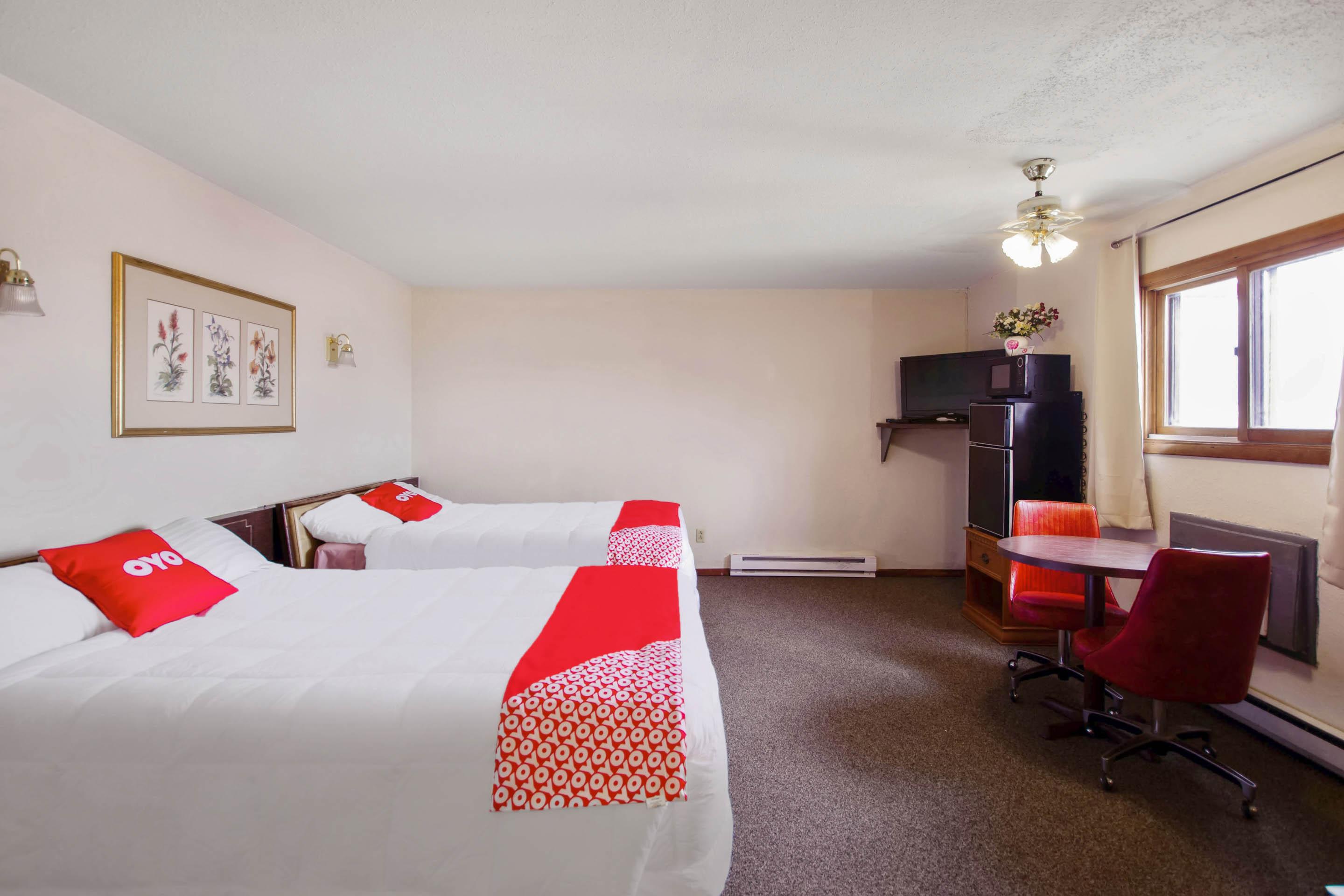 Oyo Hotel Cheyenne Wells - Us 40 Eksteriør bilde
