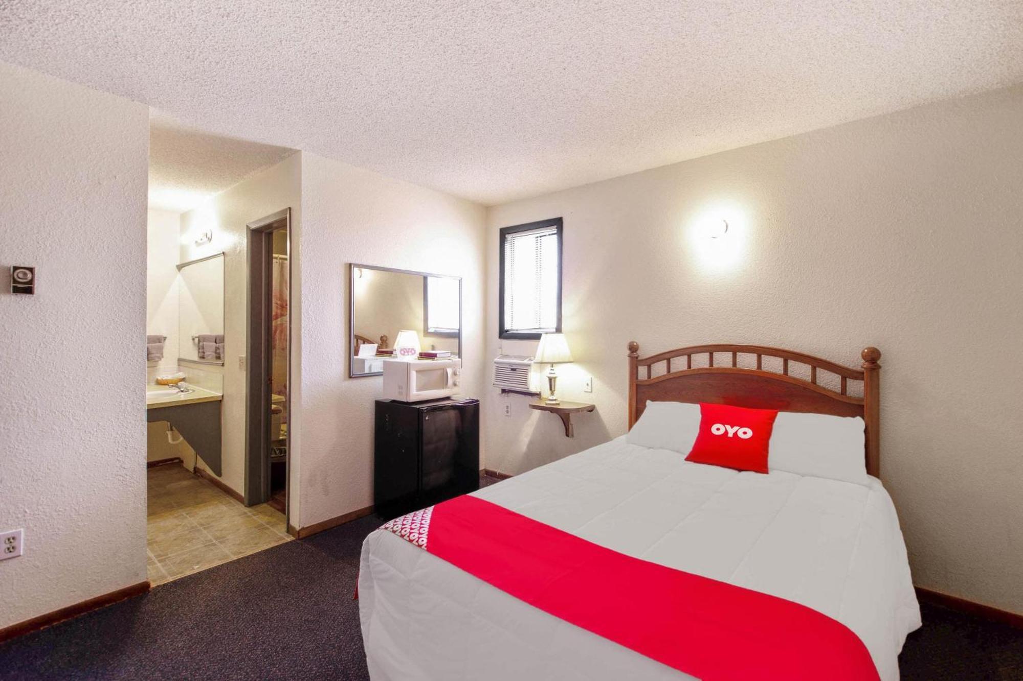 Oyo Hotel Cheyenne Wells - Us 40 Eksteriør bilde