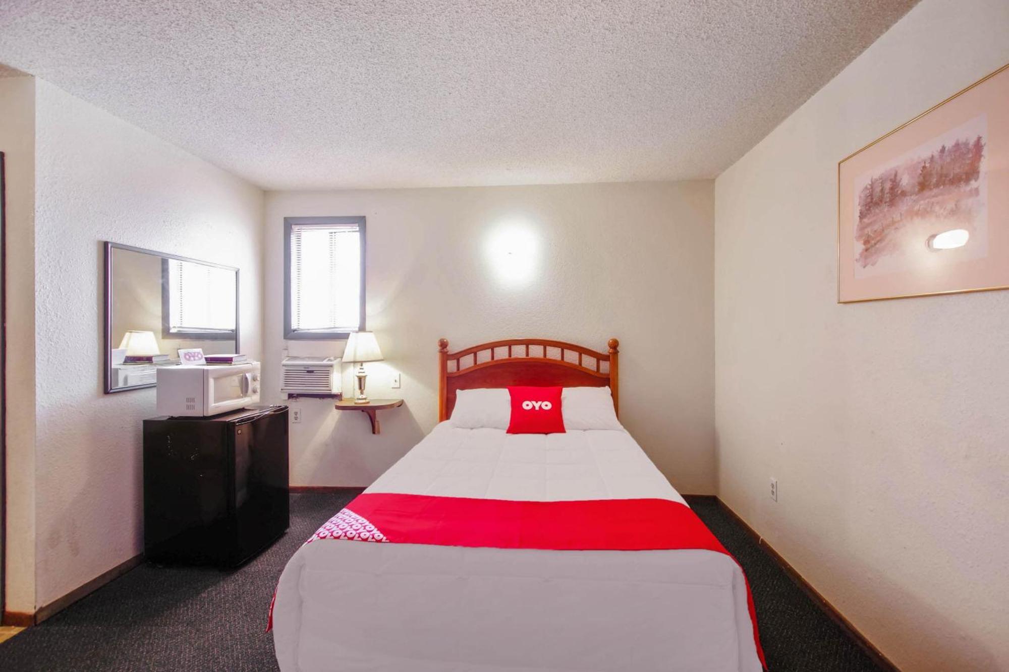 Oyo Hotel Cheyenne Wells - Us 40 Eksteriør bilde