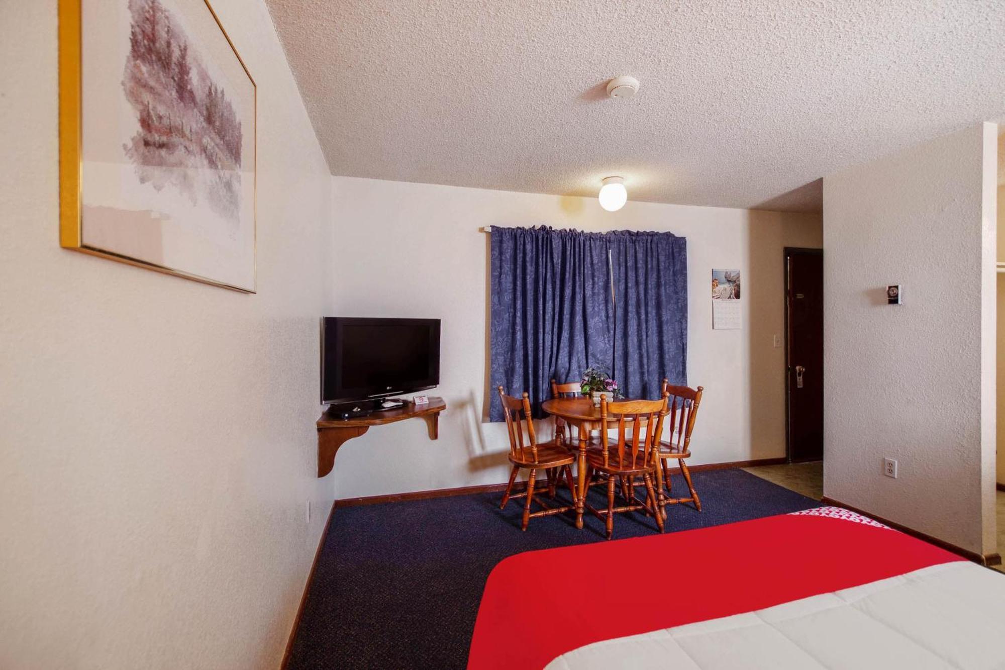 Oyo Hotel Cheyenne Wells - Us 40 Eksteriør bilde